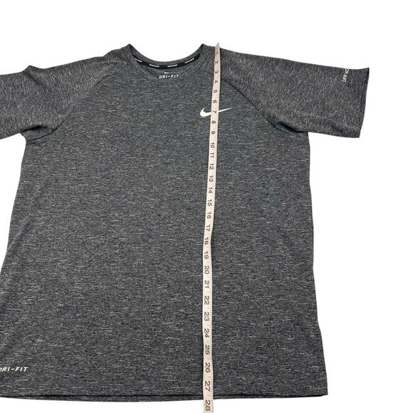Nike Swim Womens Gray Dri Fit UPF40 Hydroguard Short Sleeve T-Shirt Sz M - Picture 8 of 9